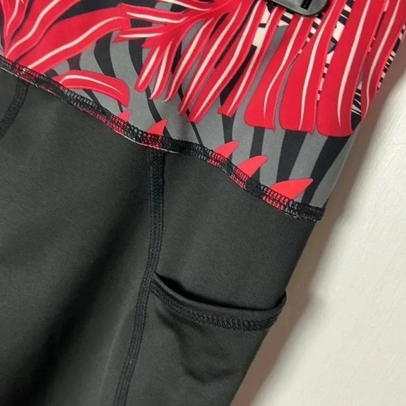 TAIL Hi Rise wide band women leggings with side inserts pockets color  tropics - Picture 12 of 16